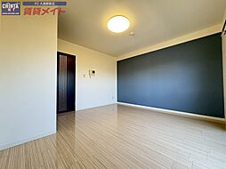 近鉄名古屋線 津新町駅 徒歩5分の賃貸マンション 3階1Kのリビング/ダイニング