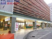 ぎゅーとら TRY mart津新町店 748m