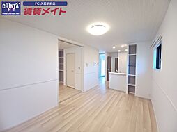 近鉄大阪線 川合高岡駅 3.1kmの賃貸アパート 1階1LDKのリビング/ダイニング