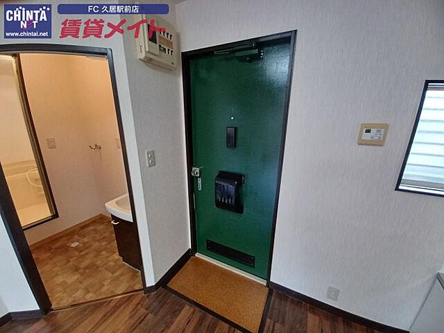 玄関