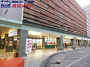 ぎゅーとらTRY　mart．津新町店 897m