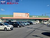 ぎゅーとらラブリー持川店 1542m