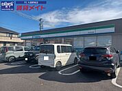 ファミリーマート津久居中町店 594m