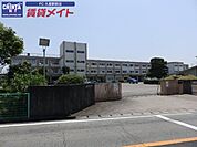 松阪市立嬉野中学校 2273m