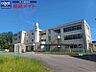 周辺：津市立久居西中学校 801m