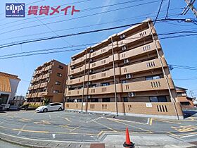 三重県松阪市大黒田町（賃貸マンション1LDK・1階・42.00㎡） その1