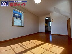 JR紀勢本線 六軒駅 徒歩20分の賃貸アパート 1階2LDKのリビング/ダイニング