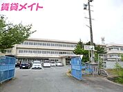 松阪市立久保中学校 361m