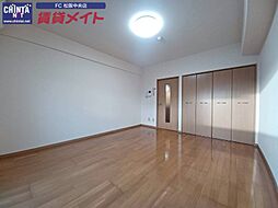 近鉄山田線 松阪駅 徒歩5分の賃貸マンション 1階1Kのリビング/ダイニング