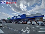 ベーシック松阪川井町店 705m