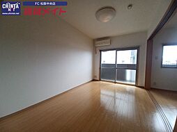 近鉄山田線 松ヶ崎駅 徒歩18分の賃貸マンション 1階1LDKのリビング/ダイニング