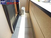 同建物別部屋反転写真です