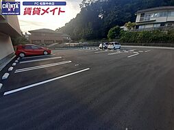 6 / 9