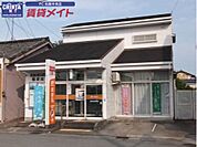 松阪黒田町郵便局 666m
