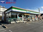 ファミリーマート松阪春日町店 378m