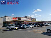 MEGAドン・キホーテUNY嬉野店 497m