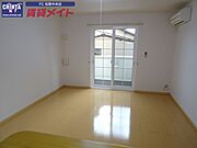 別部屋反転写真です