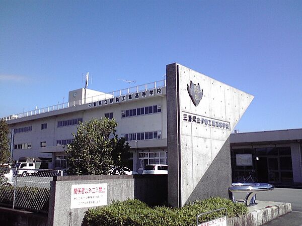 画像18:三重県立伊勢工業高等学校