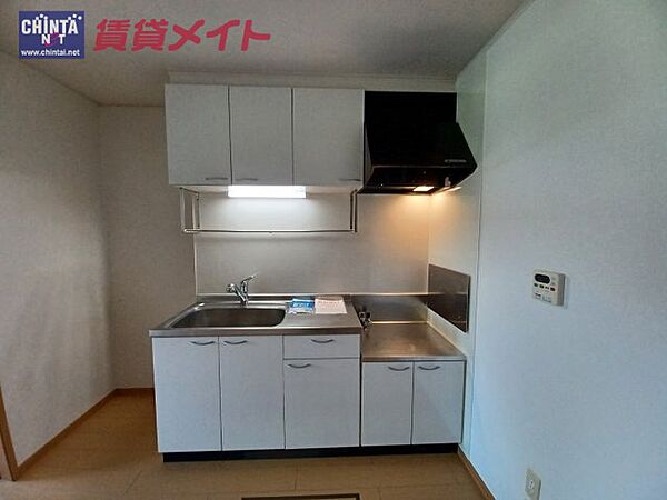 三重県伊勢市鹿海町(賃貸アパート2DK・1階・43.86㎡)の写真 その4