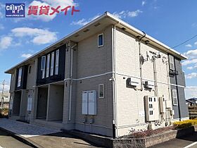 三重県伊勢市馬瀬町（賃貸アパート2LDK・2階・57.07㎡） その1