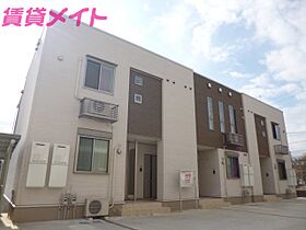 三重県伊勢市小俣町元町（賃貸アパート1LDK・1階・44.22㎡） その1