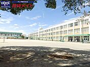伊勢市立小俣小学校 1335m