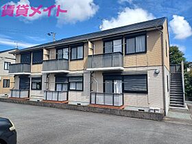 三重県伊勢市桜木町（賃貸アパート1LDK・1階・38.83㎡） その1