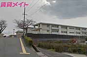 伊勢市立五十鈴中学校 1600m