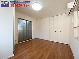 近鉄鳥羽線 宇治山田駅 徒歩4分の賃貸アパート 2階1Kのリビング/ダイニング