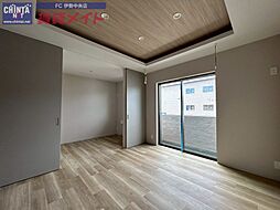 近鉄鳥羽線 宇治山田駅 徒歩19分の賃貸アパート 1階1LDKのリビング/ダイニング