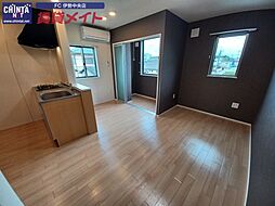 JR参宮線 宮川駅 徒歩33分の賃貸アパート 2階1LDKのリビング/ダイニング