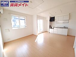 JR参宮線 宮川駅 徒歩13分の賃貸アパート 2階2LDKのリビング/ダイニング