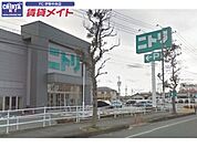 ニトリ伊勢店 777m