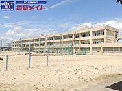 伊勢市立小俣中学校 2266m