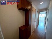 同建物別反転部屋写真です