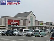 バローミタス伊勢店 752m