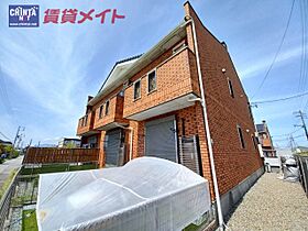 三重県津市末広町（賃貸アパート1LDK・2階・45.32㎡） その1