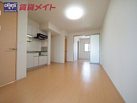 三重県津市上浜町５丁目（賃貸アパート1LDK・1階・37.93㎡） その3