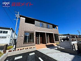 三重県津市船頭町津興（賃貸アパート1LDK・1階・50.13㎡） その1