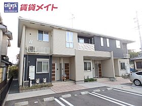 三重県津市上浜町６丁目（賃貸アパート2LDK・2階・59.03㎡） その1