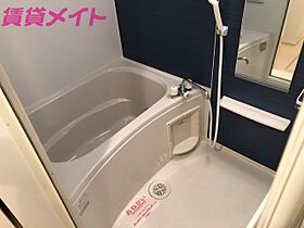 ノイフェルド  ｜ 三重県津市栗真町屋町（賃貸アパート1LDK・2階・42.37㎡） その4