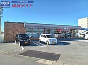 セブンイレブン津市上浜町3丁目店 538m