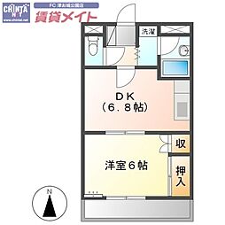 サンタプレイス 1階