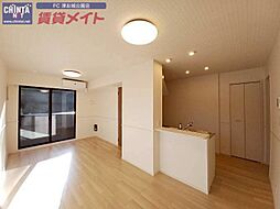 クレメント　I 1階1LDKのリビング/ダイニング