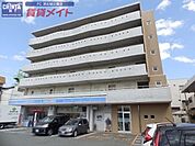 ローソン津新町1丁目店 468m