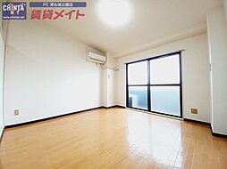 マンション青山 3階1DKのリビング/ダイニング