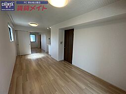 ヘリテージ 1階1LDKのリビング/ダイニング