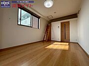 別部屋反転参考写真です。