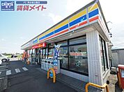ミニストップ芸濃椋本店 620m