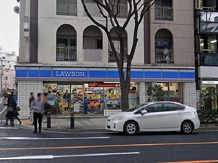 イートインスペースはありませんが、品揃えが豊富です。